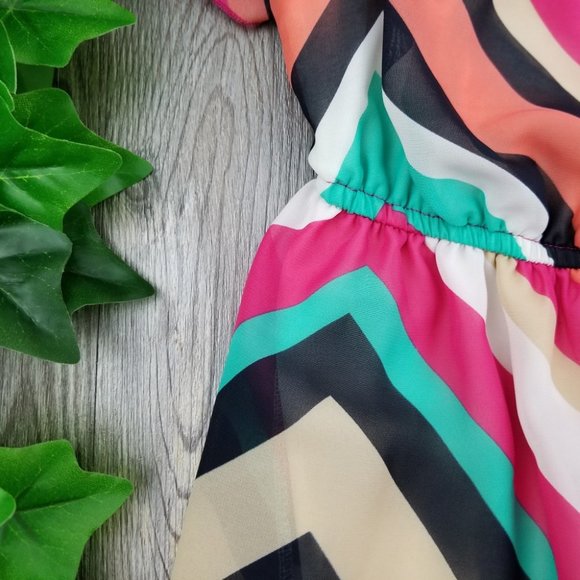 Body Central Chevron Ruffle Strapless Tunic Top - Picture 7 of 10